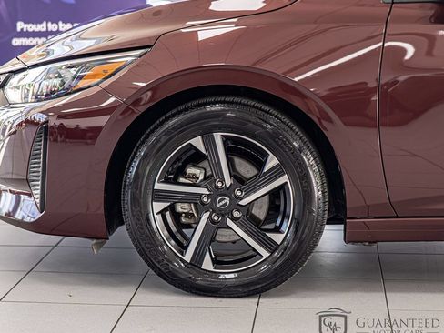 Used 2024 Nissan Sentra SV FWD image 7