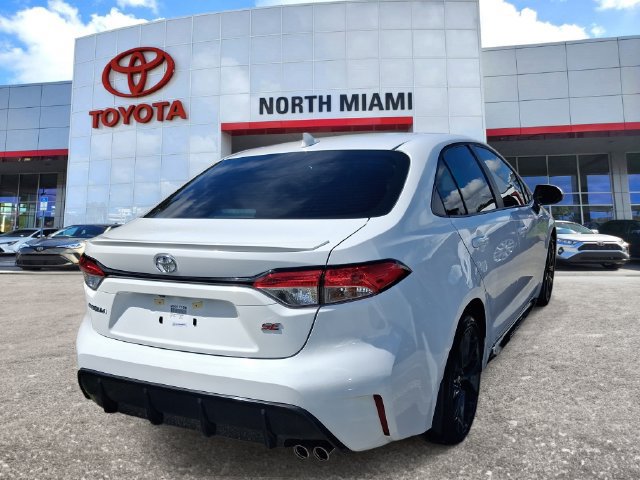 Used 2026 Toyota Corolla SE FWD image 4