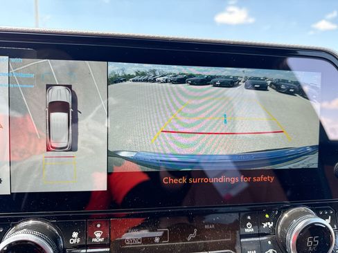 Certified 2026 Toyota Highlander Platinum image 23