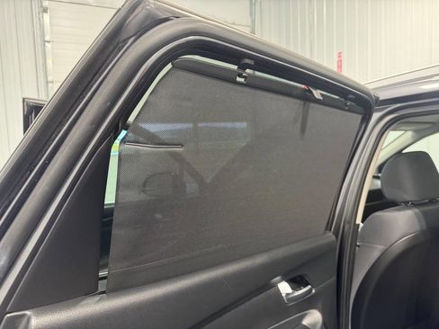 Used 2021 Hyundai Santa Fe SEL w/ Convenience Package image 15