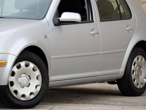 Used 2005 Volkswagen Golf GL image 8