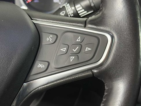 Used 2021 Chevrolet Equinox Premier FWD image 26