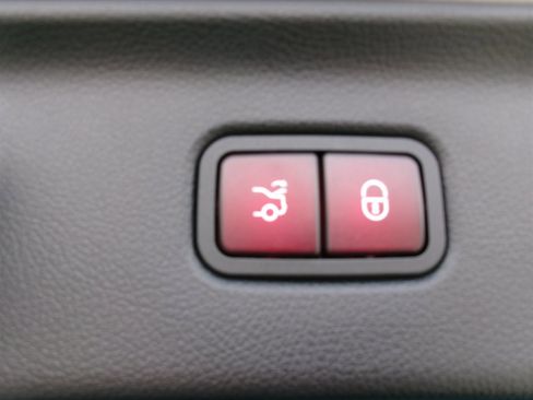 Used 2023 Mercedes-Benz S 580 4MATIC Sedan image 75