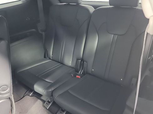 Used 2023 Kia Sorento EX AWD/4WD image 18