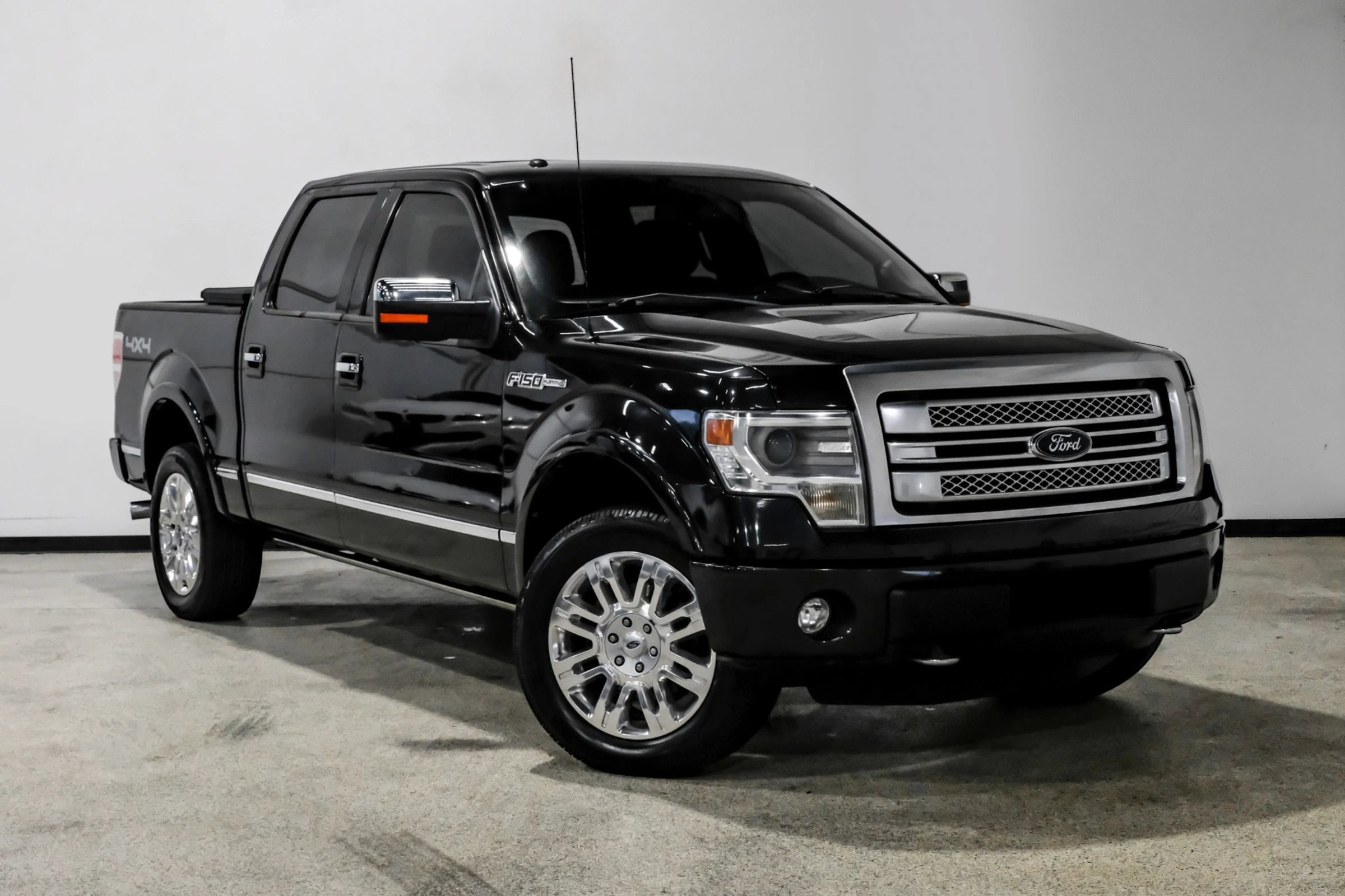 Used 2014 Ford F150 Platinum AWD/4WD image 4