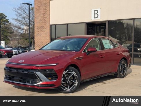 New 2026 Hyundai Sonata SEL image 1