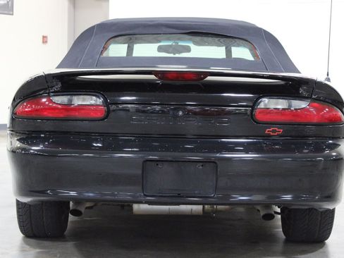 Used 1995 Chevrolet Camaro Z28 RWD image 30