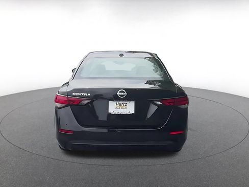 Used 2025 Nissan Sentra SV FWD image 12