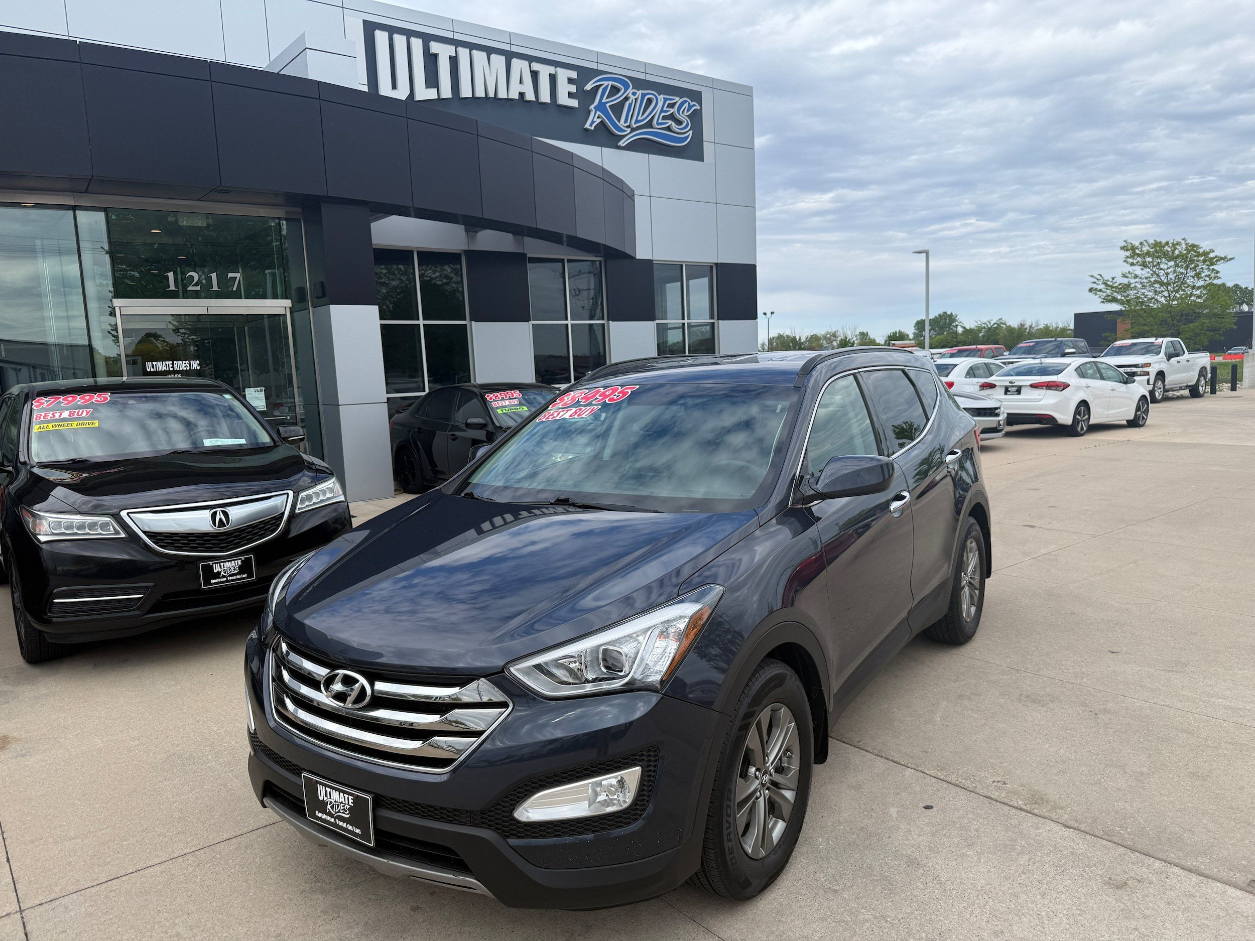Used 2014 Hyundai Santa Fe Sport w/ Popular Equipment Package 02 FWD image 1