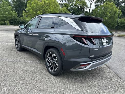 New 2026 Hyundai Tucson Limited FWD image 6
