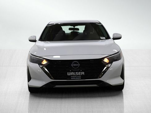 Used 2025 Nissan Sentra S image 8