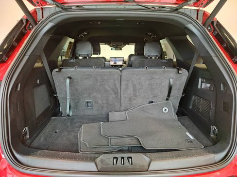 Used 2025 Ford Explorer ST-Line image 15