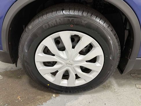 Used 2017 Nissan Rogue S w/ S Appearance Package image 10