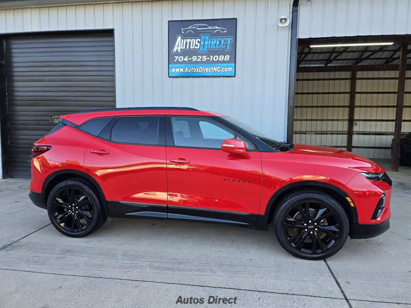 Used 2019 Chevrolet Blazer RS w/ Sun and Wheels Package FWD image 5