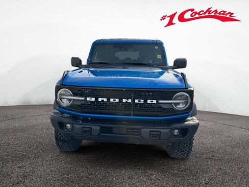 New 2025 Ford Bronco Badlands image 2
