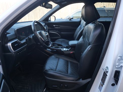 Used 2023 Kia Telluride EX X-Line image 21