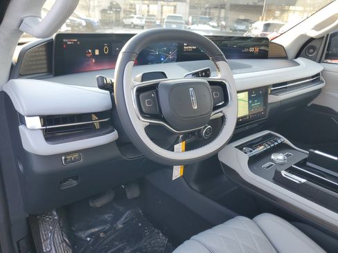 New 2025 Lincoln Navigator L Black Label image 14