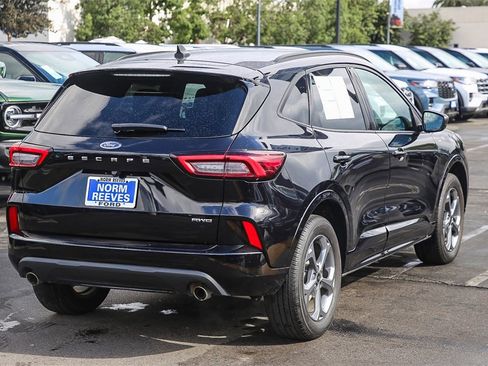 Used 2024 Ford Escape ST-Line image 10