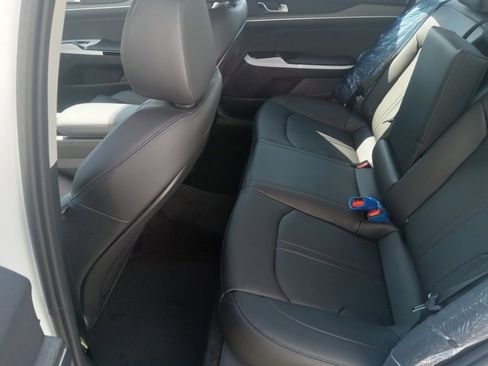 New 2025 Kia K5 EX image 40