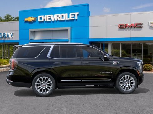 New 2026 GMC Yukon Denali w/ Sun & Power Step Package AWD/4WD image 5