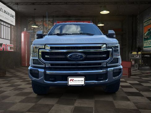 Used 2022 Ford F250 Lariat w/ Tremor Off-Road Package AWD/4WD image 2