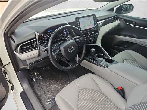 Used 2023 Toyota Camry SE w/ Audio Upgrade Package FWD image 10