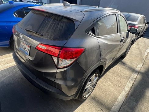 Used 2019 Honda HR-V EX image 3