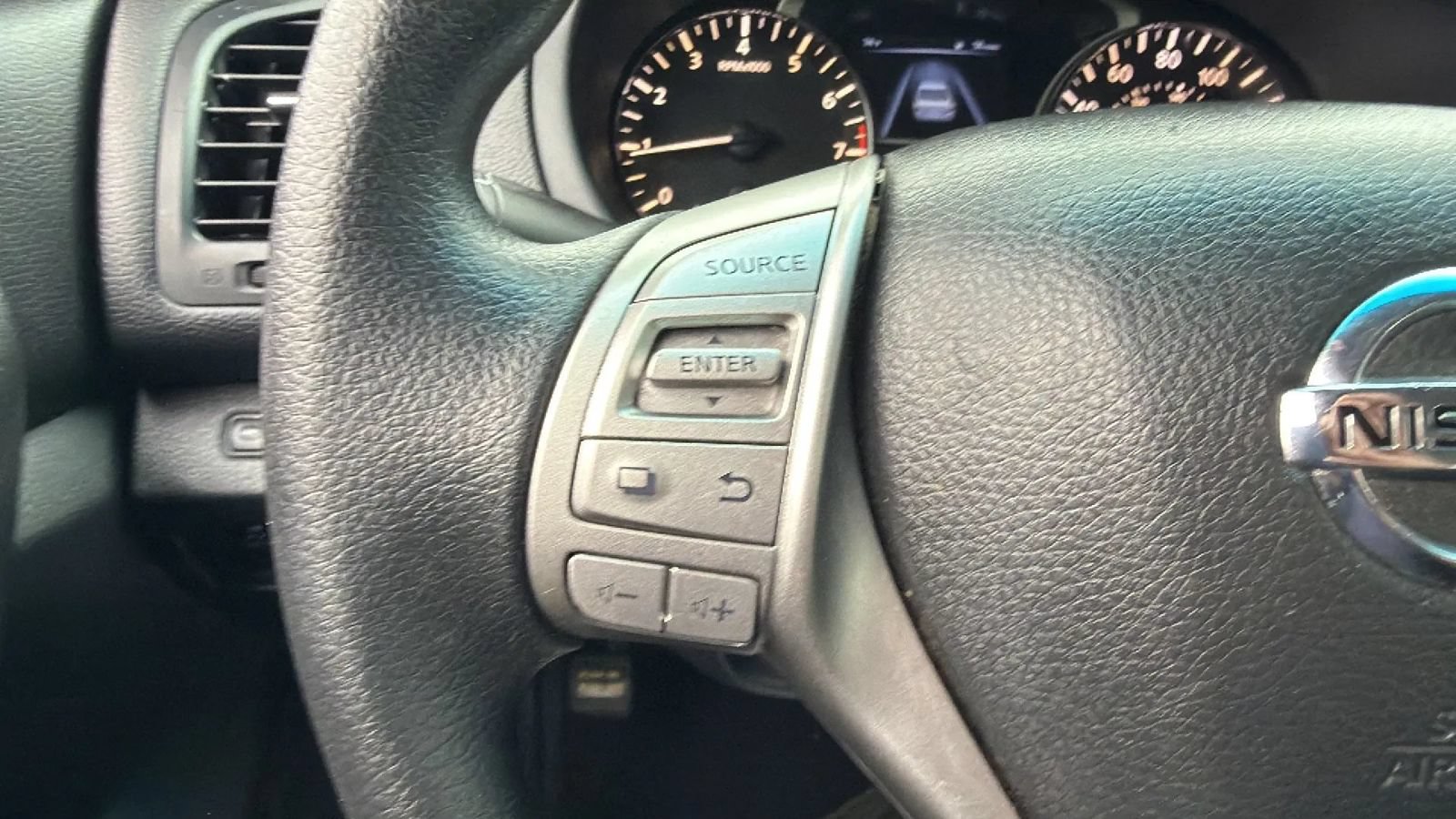 Used 2015 Nissan Altima 2.5 S w/ Power Driver Seat Package FWD image 24