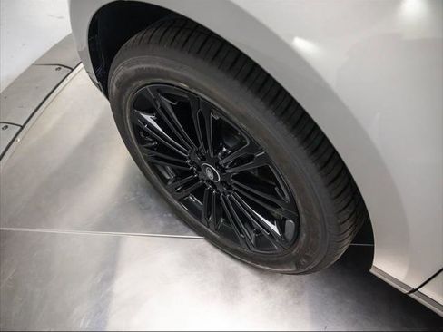 New 2026 Land Rover Range Rover Evoque S AWD/4WD image 13