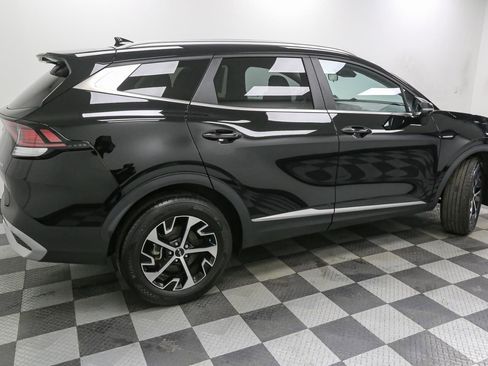 Used 2023 Kia Sportage EX image 9