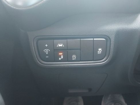 Used 2022 Kia Soul LX w/ Technology Package FWD image 21