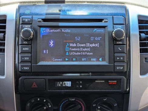 Used 2013 Toyota Tacoma PreRunner w/ TRD Sport Pkg RWD image 14