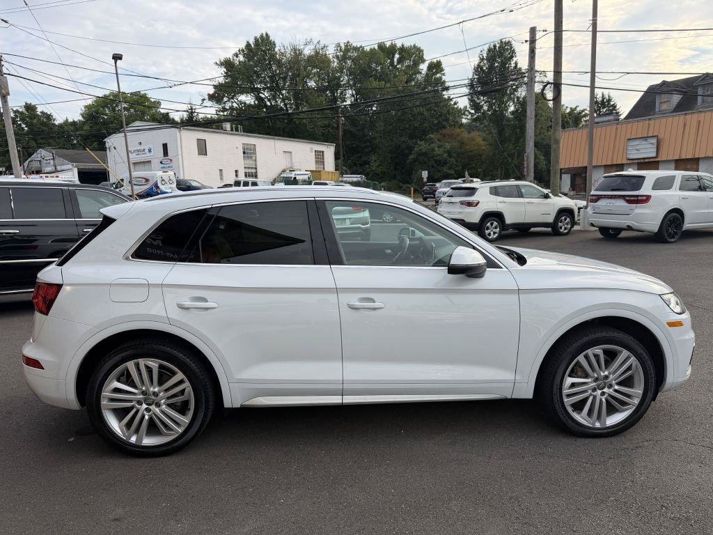 Used 2019 Audi Q5 2.0T Premium Plus w/ Premium Plus Package AWD/4WD image 5