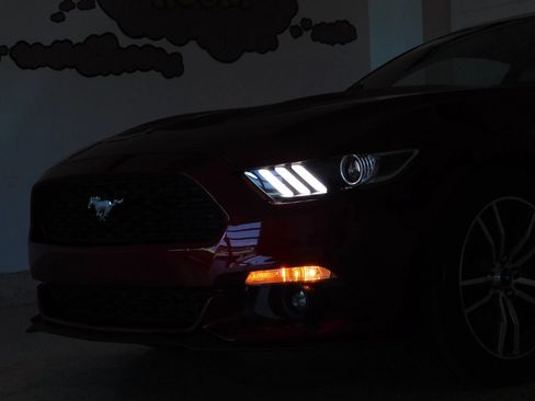 Used 2015 Ford Mustang Premium RWD image 16