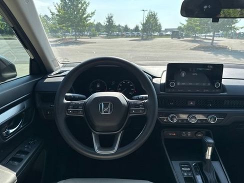 Used 2024 Honda CR-V EX image 4