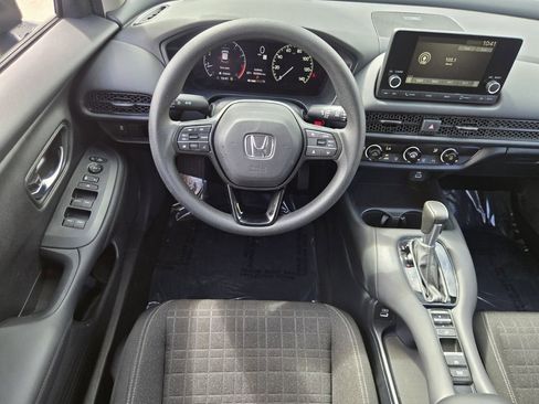 Certified 2023 Honda HR-V LX image 11
