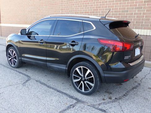 Used 2018 Nissan Rogue Sport SL w/ SL Premium Package AWD/4WD image 9