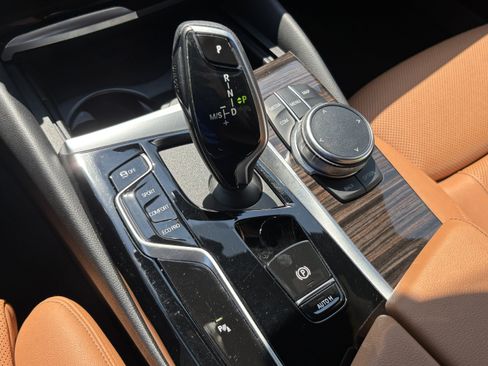 Certified 2023 BMW 540i RWD image 26