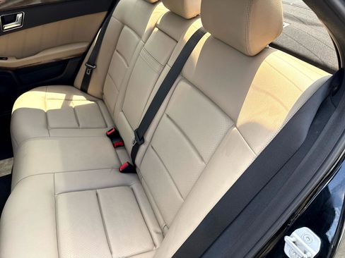 Used 2010 Mercedes-Benz E 350 4dr Sdn E 350 Sport 4MATIC image 14