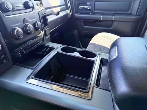 Used 2019 RAM 1500 Classic SLT w/ Protection Group AWD/4WD image 28