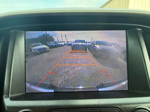 Used 2015 GMC Canyon SLT RWD image 26