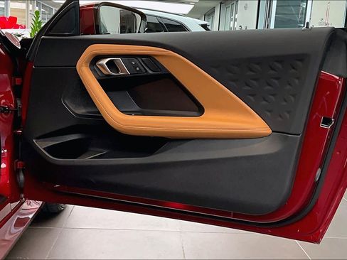 Used 2025 BMW 230i Coupe w/ Convenience Package image 23