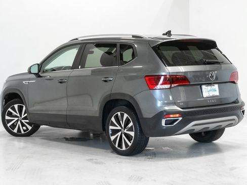 Used 2024 Volkswagen Taos SE FWD image 27