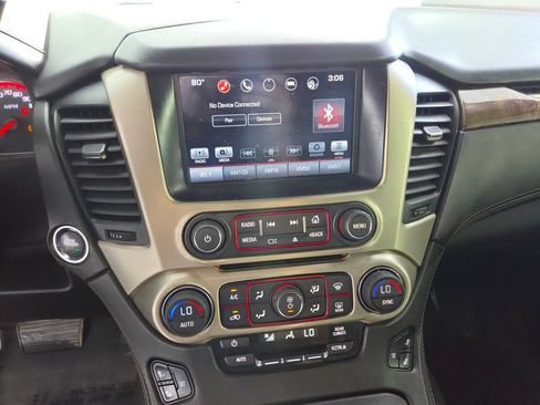 Used 2016 GMC Yukon XL Denali w/ Open Road Package AWD/4WD image 30