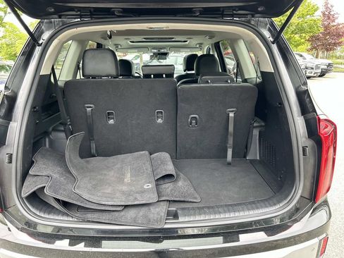 Certified 2023 Kia Telluride S w/ S Sunroof Package AWD/4WD image 13