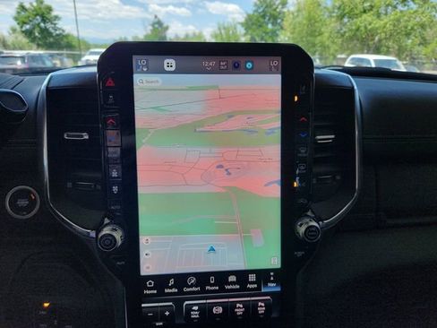 New 2025 RAM 2500 Laramie image 28