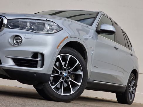 Used 2017 BMW X5 xDrive40e image 8