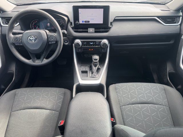 Used 2024 Toyota RAV4 XLE FWD image 22