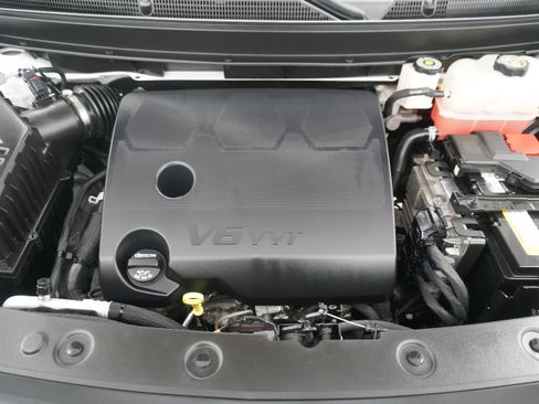 Used 2022 Buick Enclave Essence FWD image 33