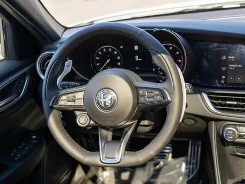 New 2025 Alfa Romeo Giulia w/ Veloce Package Rwd image 22